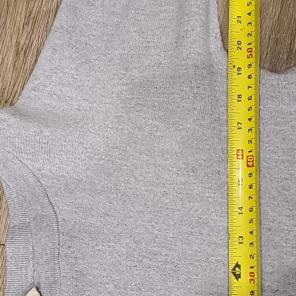 EUC, 100% Merino Wool, Grey, Crop, Bow Cuff Sz Small - Picture 5 of 8